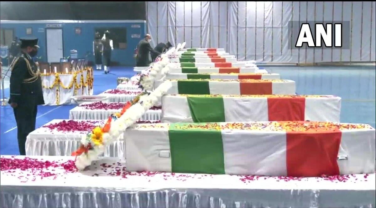 बिपिन रावत समेत 13 शहीदों को श्रद्धांजलि, नम हुईं पूरे देश की आंखें, आज होगा अंतिम संस्कार CrimeTak