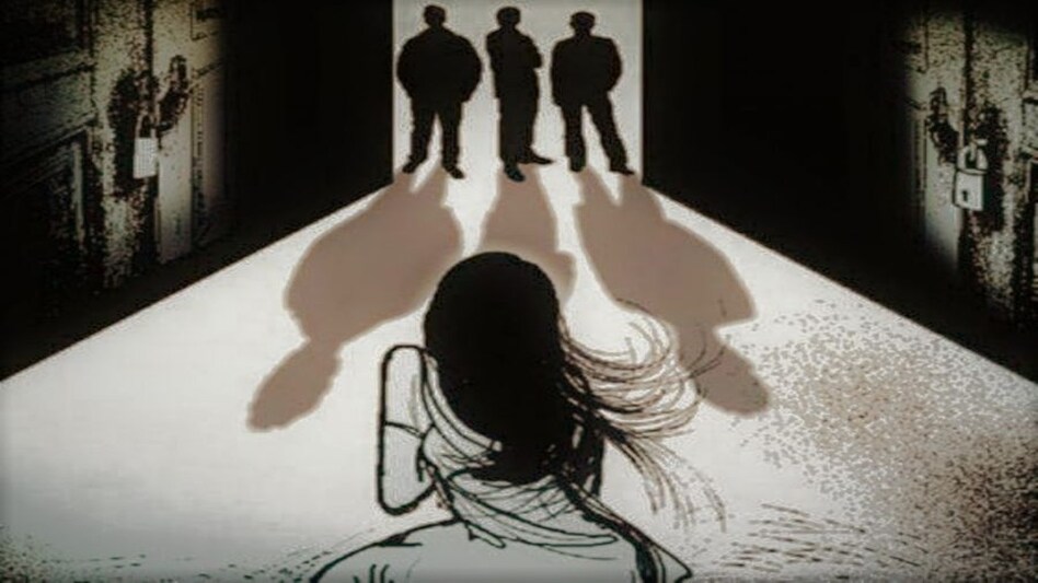 UP के इस स्कूल में 17 लड़कियों से एक साथ RAPE की कोशिश! UP के इस स्कूल में 17 लड़कियों से एक साथ RAPE की कोशिश!