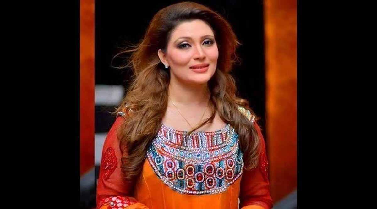 लाहौर में गंदा वीडियो बनवाती पकड़ी गई पाकिस्तानी एक्ट्रेस! CrimeTak