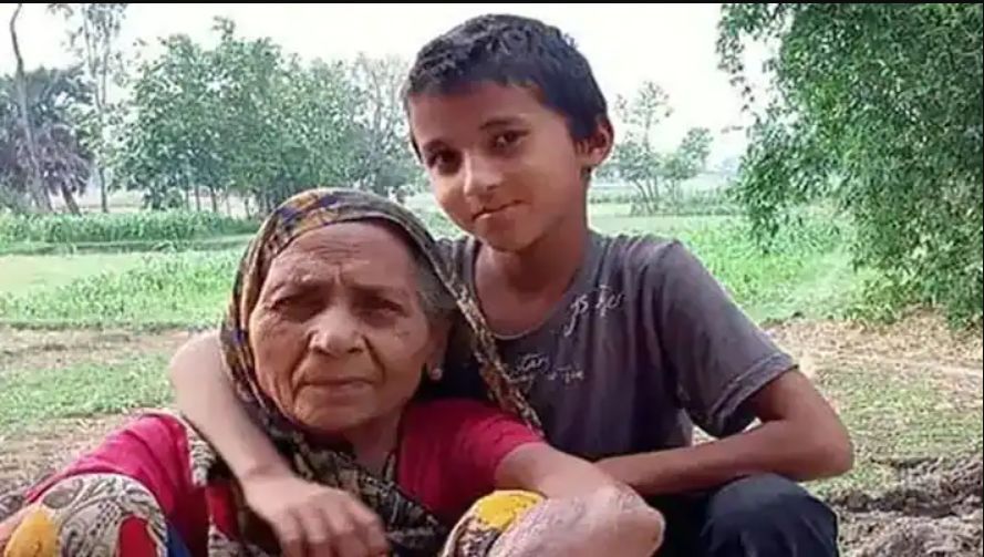 भतीजी ने चाची और 12 साल के भाई को जिंदा जलाया, 4 करोड़ में हिस्से के लिए हत्या भतीजी ने चाची और 12 साल के भाई को जिंदा जलाया, 4 करोड़ में हिस्से के लिए हत्या