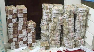 '52 करोड़ काटकर मेरे बाकी पैसे लौटाओ'! पीयूष जैन ने कोर्ट से वापस मांगी अपनी संपत्ति CrimeTak