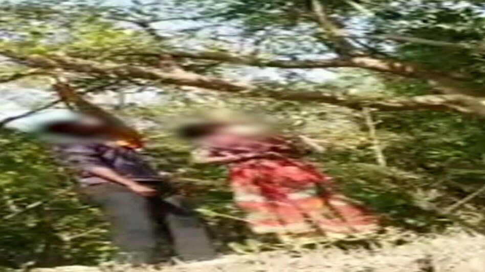 बंगाल : परिवार ने की खुदकुशी,
FACEBOOK पर की LIVE SUICIDE STREAMING बंगाल : परिवार ने की खुदकुशी,FACEBOOK पर की LIVE SUICIDE STREAMING