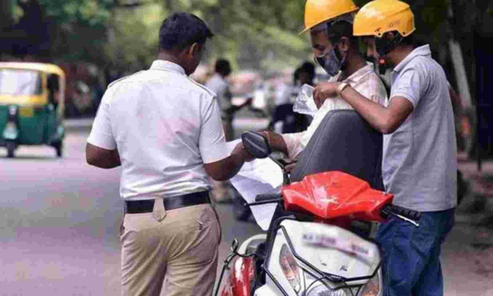 Know Traffic Law : क्या ट्रैफिक पुलिस गाड़ी की चाबी निकाल सकती है? जानिए ये कानून Know Traffic Law : क्या ट्रैफिक पुलिस गाड़ी की चाबी निकाल सकती है? जानिए ये कानून