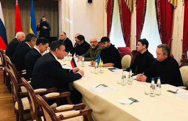 Russia Ukraine : बेलारूस में चली रूस-यूक्रेन के बीच मीटिंग खत्म, ये आई जानकारी सामने CrimeTak