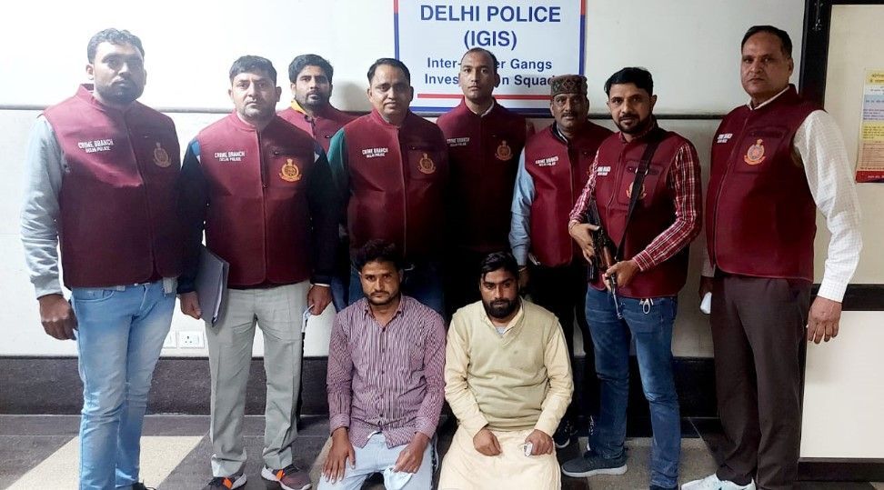 साइबर क्राइम : सेक्स चैट वाली इस ट्रिक से करते थे सेक्सटॉर्शन, 200 से ज्यादा लोगों से ऐसे लूट लिए 22 लाख साइबर क्राइम : सेक्स चैट वाली इस ट्रिक से करते थे सेक्सटॉर्शन, 200 से ज्यादा लोगों से ऐसे लूट लिए 2...