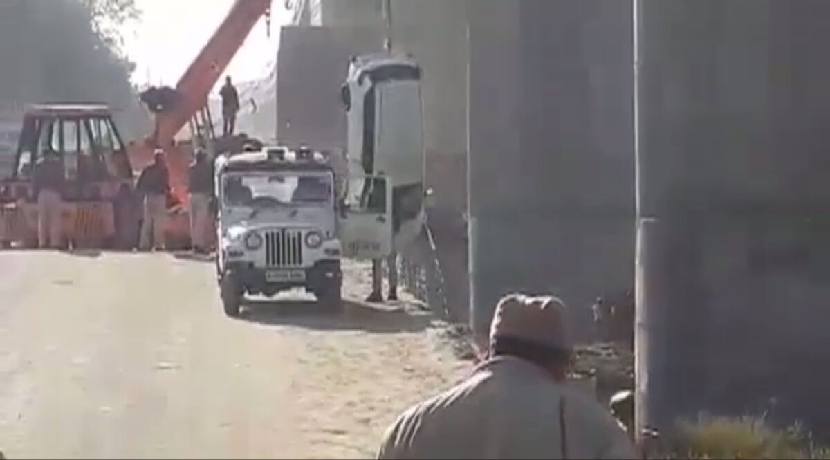 कोटा में दर्दनाक हादसा, चंबल नदी में गिरी कार, दूल्हे सहित 9 लोगों की मौत CrimeTak