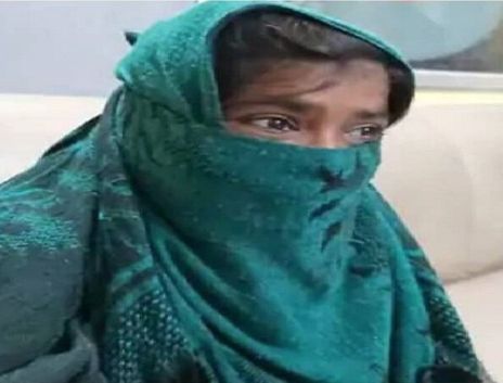 Patna Shelter Home : हॉरर होम से कम नहीं है शेल्टर होम, 'गंदे काम' के लिए इनके पास भेजी जाती थीं लड़कियां Patna Shelter Home : हॉरर होम से कम नहीं है शेल्टर होम, 'गंदे काम' के लिए इनके पास भेजी जाती थीं लड...