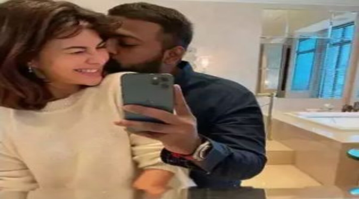 महाठग सुकेश का तिहाड़ जेल में जलवा बरक़रार, हीरोइन और मॉडल करने आती थीं 'कैटवॉक' CrimeTak