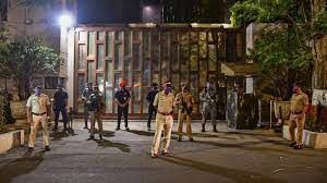 एंटीलिया केस : बर्खास्त पुलिसकर्मी काज़ी ने सबूत मिटाए, अपराध में साथ दिया : अदालत CrimeTak