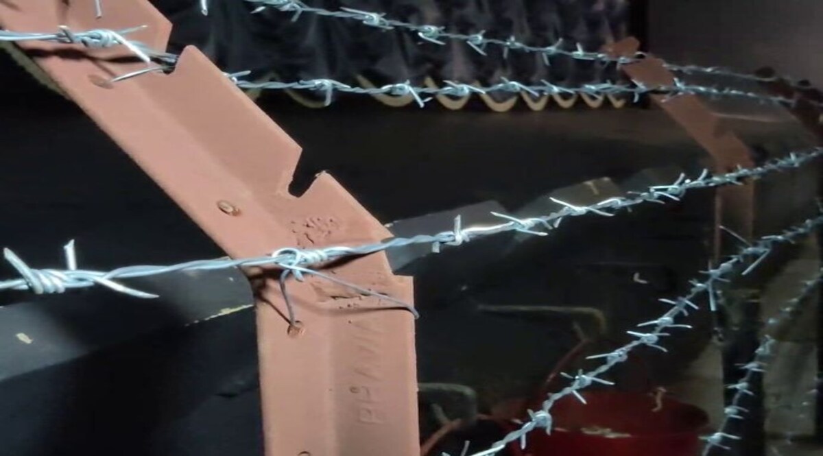 ‘RRR’ की रिलीज़ से पहले क्यों हुई सिनेमाघरों की तारबंदी CrimeTak