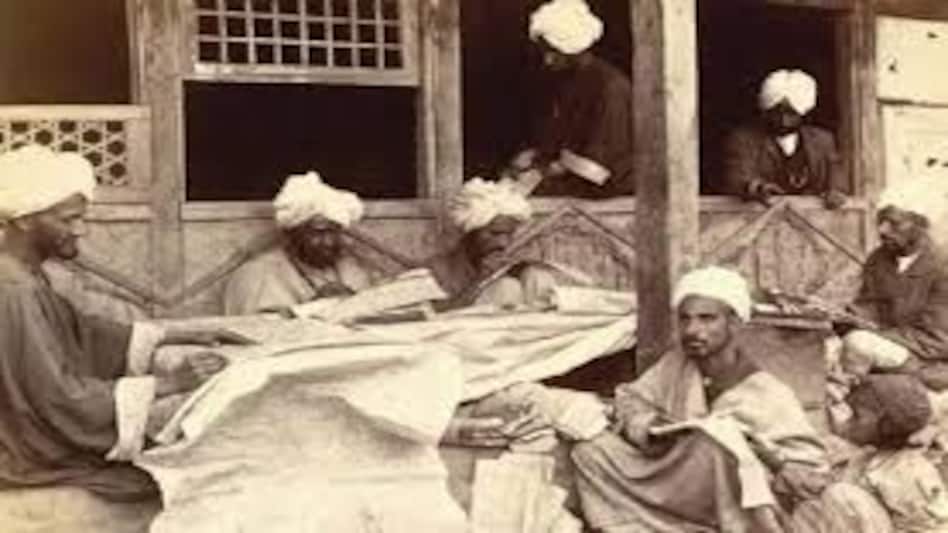 THE KASHMIR FILES : क्या हुआ था 19 जनवरी 1990 की उस काली रात में? THE KASHMIR FILES : क्या हुआ था 19 जनवरी 1990 की उस काली रात में?