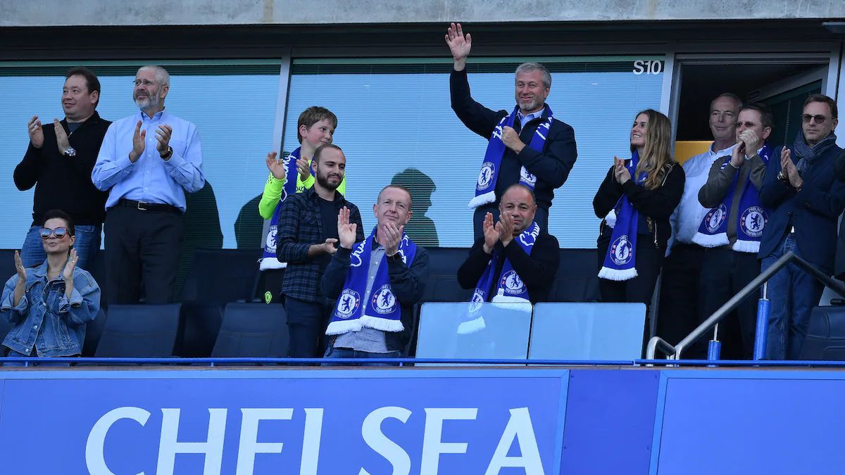 Russia Ukraine War :  रूस का एक ऐसा अरबपति, जिसने अपना फुटबॉल क्लब ही बेच दिया