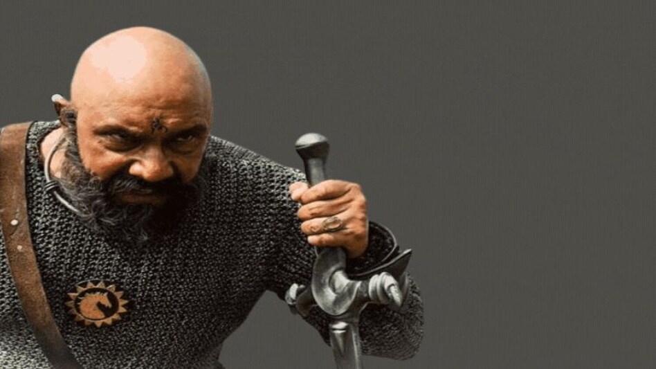 पुतिन के इशारे पर मिसाइल या टैंक से नहीं, सीधे गला काट हत्या करने वाला ये असली कटप्पा कौन है? पुतिन के इशारे पर मिसाइल या टैंक से नहीं, सीधे गला काट हत्या करने वाला ये असली कटप्पा कौन है?