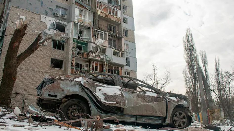 Russia Ukraine War : सुमी में रूसी सेना ने गिराए 500KG के बम, 18 की मौत Russia Ukraine War : सुमी में रूसी सेना ने गिराए 500KG के बम, 18 की मौत