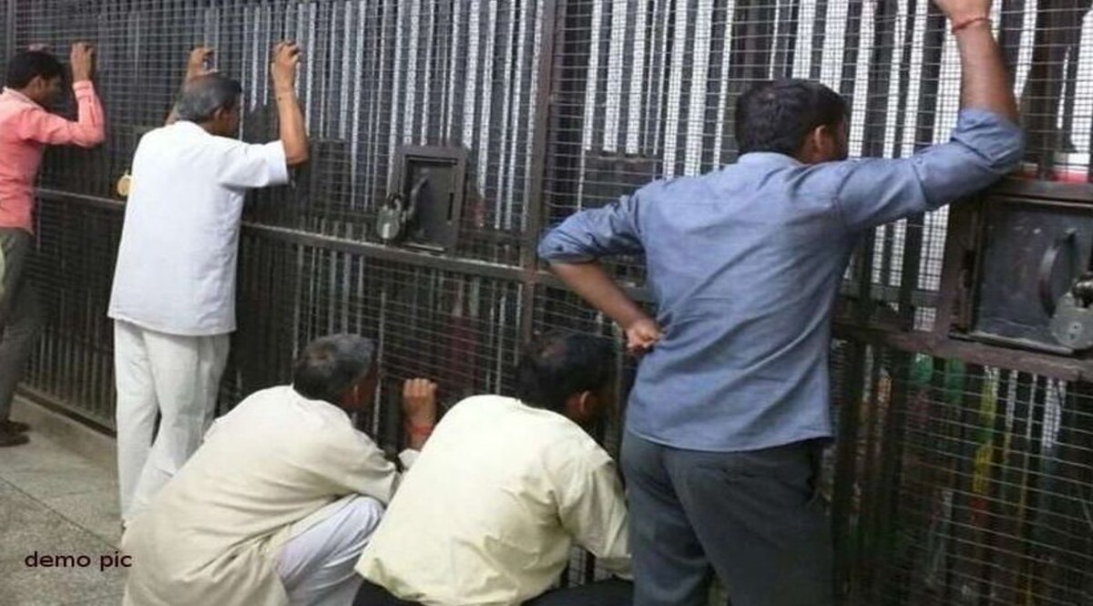 मध्य प्रदेश : सिवनी जिले में आसमानी बिजली गिरने से दो लोगों की मौत, 12 घायल CrimeTak