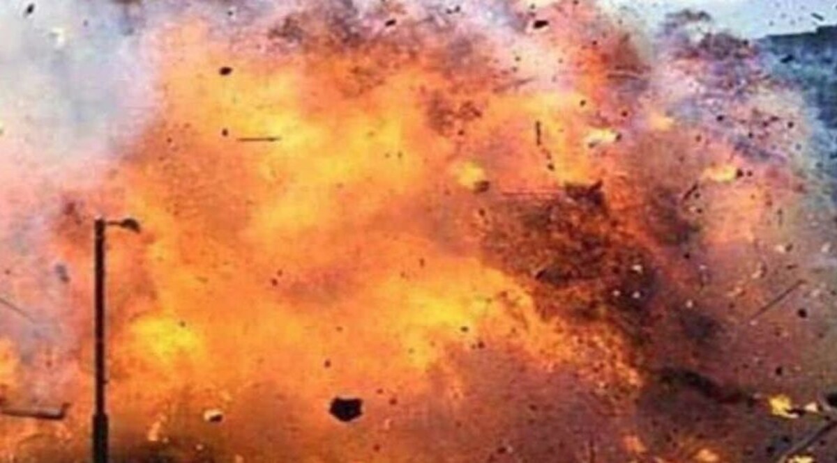 शुक्रवार को काबुल की एक मस्ज़िद में ज़बरदस्त धमाका, 10 लोग मारे गए 20 से ज़्यादा ज़ख़्मी CrimeTak