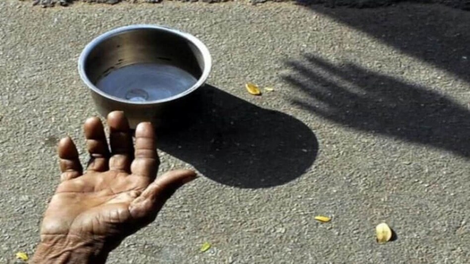 BIHAR BEGGAR STORY : ट्रेनिंग देकर भीख मंगवाई जा रही है! BIHAR BEGGAR STORY : ट्रेनिंग देकर भीख मंगवाई जा रही है!