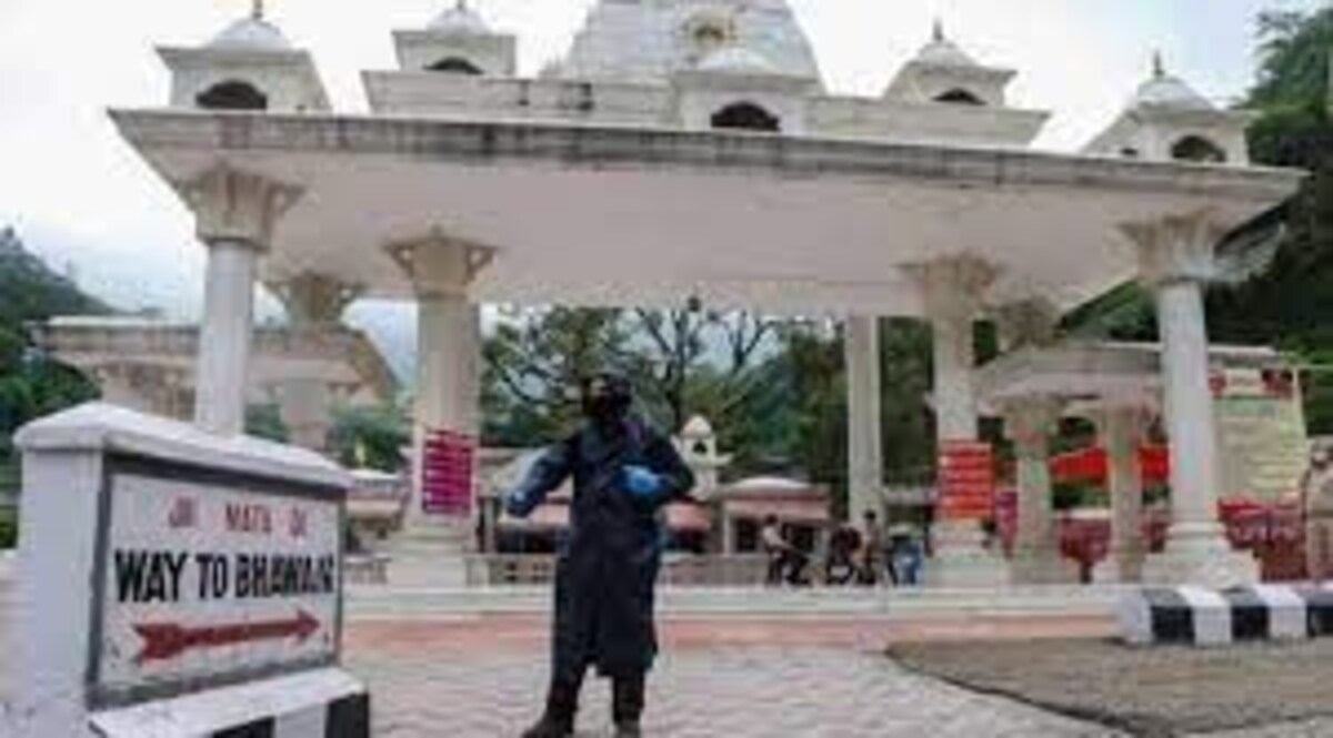 फर्जी वेबसाइट के जरिए माता वैष्णो देवी के लिए हेलिकॉप्टर यात्रा का टिकट बेचते थे, 3 गिरफ्तार CrimeTak