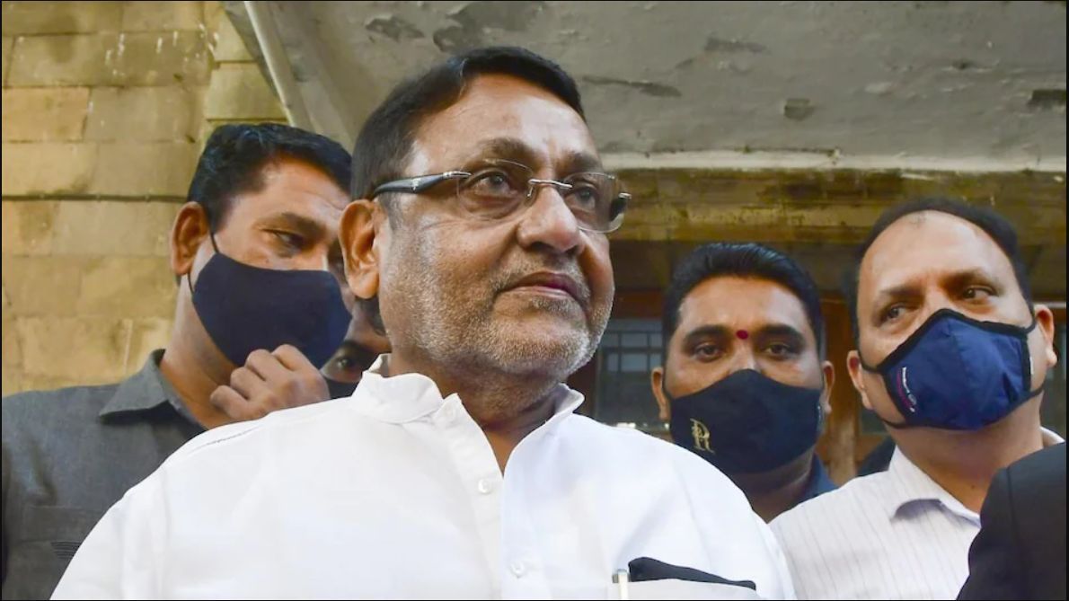 Nawab Malik : ED ने नवाब मलिक के खिलाफ 5000 पन्नों की चार्जशीट दाखिल की, जानें पूरा केस Nawab Malik : ED ने नवाब मलिक के खिलाफ 5000 पन्नों की चार्जशीट दाखिल की, जानें पूरा केस