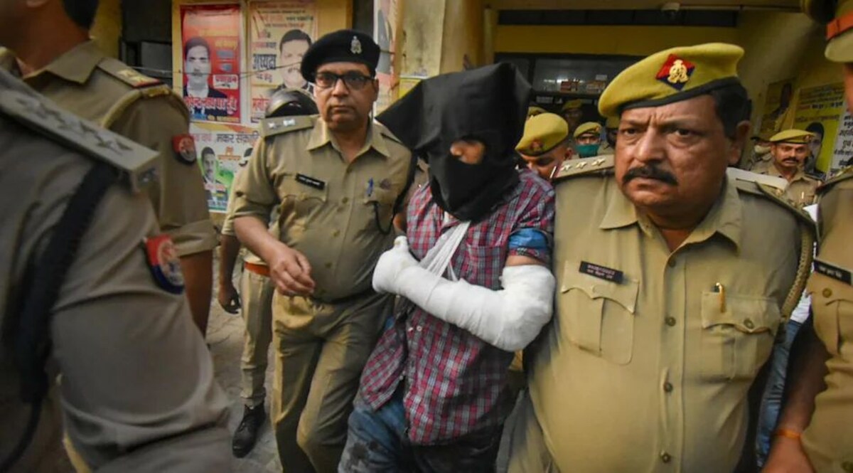 QUESTIONS RAISED : GORAKHPUR TEMPLE : ये वो सवाल है, जिनका जवाब पुलिस को खोजना है ? CrimeTak