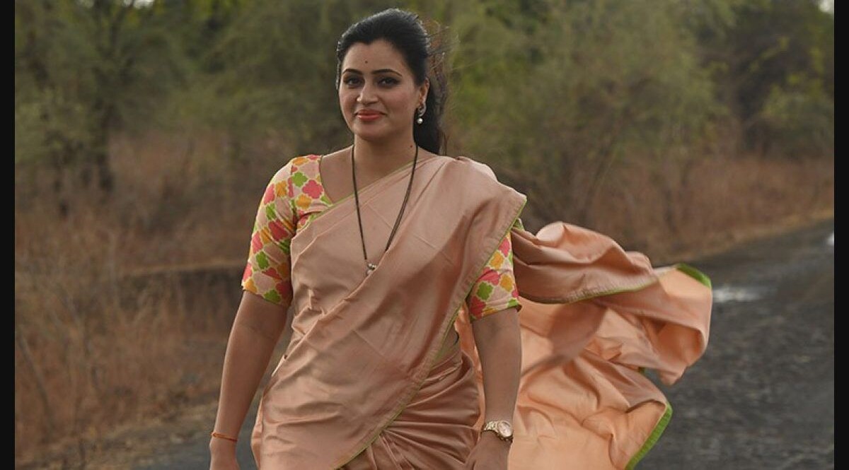 Navneet Rana : 'मेरी मम्मी और पापा को जल्द ही छोड़ दिया जाए इसलिए मैं प्रार्थना कर रही हूं' CrimeTak