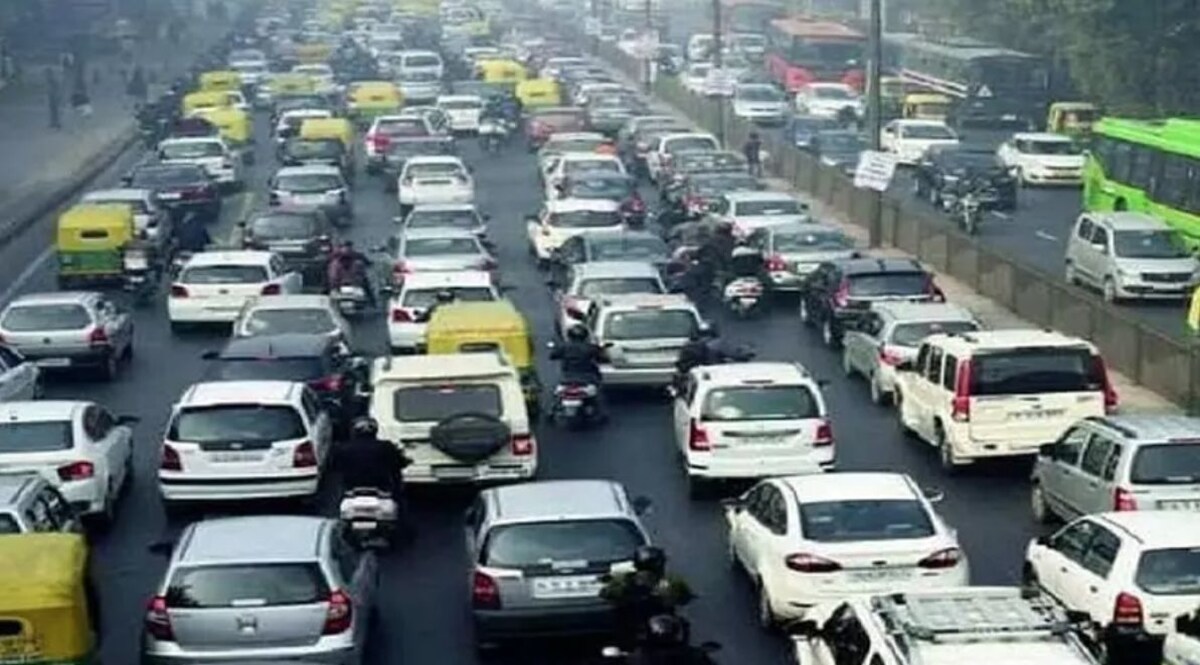 दिल्ली में लेन ड्राइविंग की शुरुआत, ग़लती से भी लेन बदली तो लगेगी 10000 रुपये की सीधी चपत CrimeTak