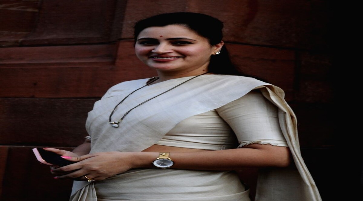 MP Navneet Kaur Rana Case : राणा ने संजय राउत पर परेशान करने का लगाया आरोप CrimeTak