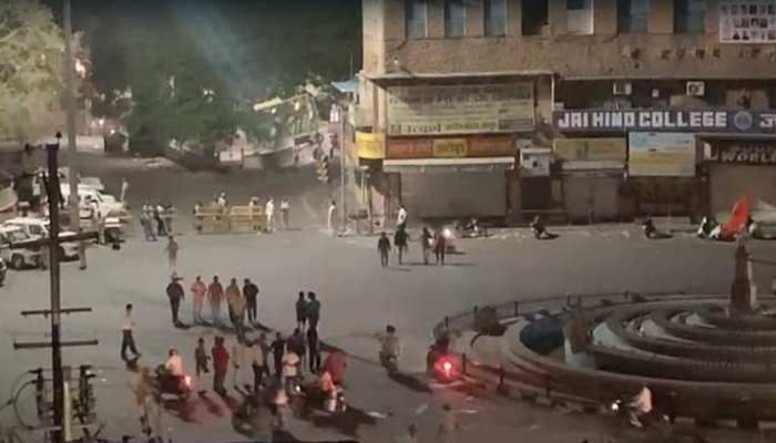 Jodhpur Violence : जोधपुर में पथराव के बाद तनाव, 10 थाना क्षेत्रों में कर्फ्यू लगाया Jodhpur Violence : जोधपुर में पथराव के बाद तनाव, 10 थाना क्षेत्रों में कर्फ्यू लगाया