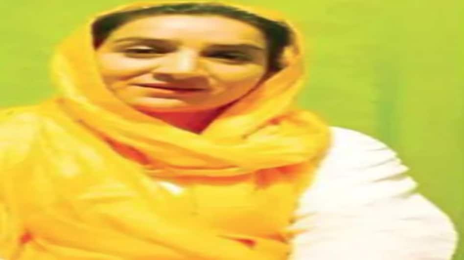 कश्मीर घाटी में लगातार दूसरे दिन आतंकियों ने की टारगेट किलिंग, टीवी एक्ट्रेस को गोली मारी कश्मीर घाटी में लगातार दूसरे दिन आतंकियों ने की टारगेट किलिंग, टीवी एक्ट्रेस को गोली मारी