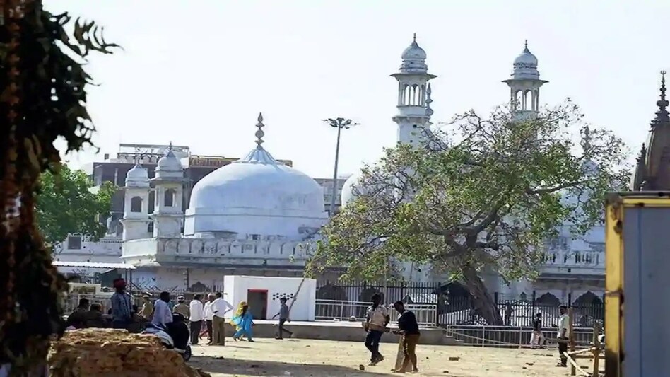 GYANWAPI BIG HEARING : ज्ञानवापी मस्जिद को लेकर कोर्ट में आज सुनवाई GYANWAPI BIG HEARING : ज्ञानवापी मस्जिद को लेकर कोर्ट में आज सुनवाई