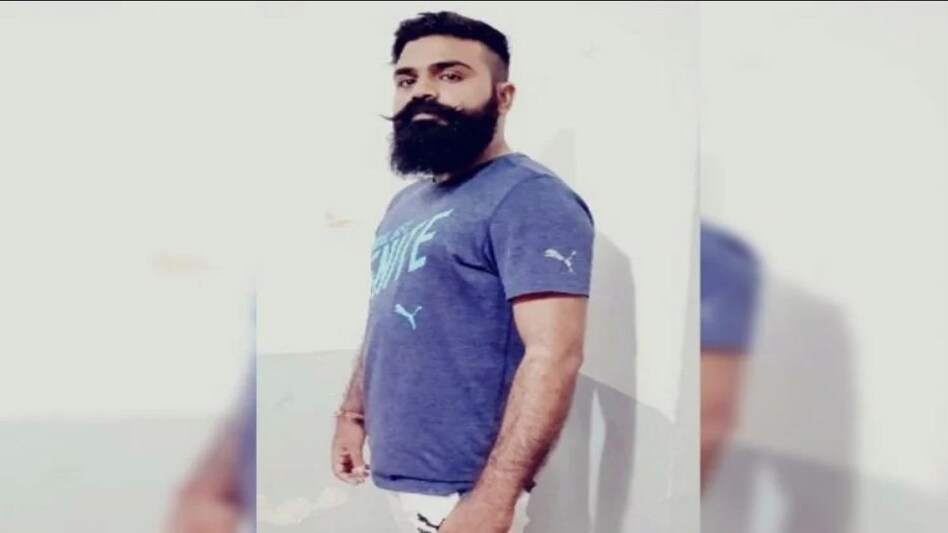 अंकित गुर्जर हत्या मामले में CBI ने की ये बड़ी कार्रवाई, जेल के इस अधिकारी को किया गिरफ्तार अंकित गुर्जर हत्या मामले में CBI ने की ये बड़ी कार्रवाई, जेल के इस अधिकारी को किया गिरफ्तार