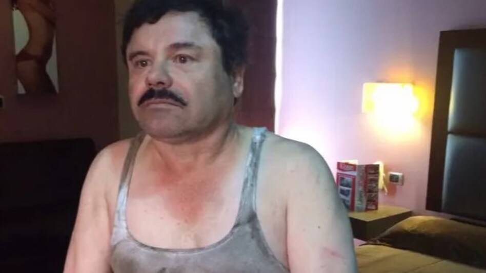 Drug Lord El Chapo: वो शातिर ड्रग्स माफ़िया जिसने तस्करी के लिए सुरंगों का जाल बिछा दिया Drug Lord El Chapo: वो शातिर ड्रग्स माफ़िया जिसने तस्करी के लिए सुरंगों का जाल बिछा दिया