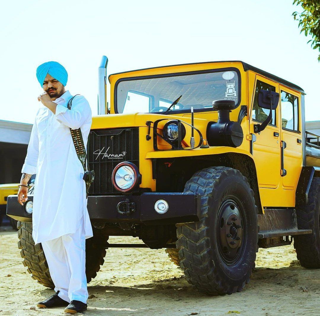 Sidhu Moosewala Shot Dead: AK-47 चालाने से लेकर खालिस्तान समर्थन तक, विवादों से नाम लगातार जुड़ा रहा Sidhu Moosewala Shot Dead: AK-47 चालाने से लेकर खालिस्तान समर्थन तक, विवादों से नाम लगातार जुड़ा रह...