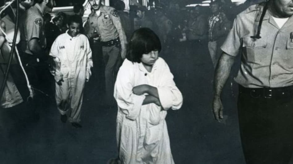 दुनिया की सबसे सनसनीख़ेज़ किडनैपिंग, ज़मीन से 12 फुट नीचे छुपाए गए थे 26 स्कूली बच्चे दुनिया की सबसे सनसनीख़ेज़ किडनैपिंग, ज़मीन से 12 फुट नीचे छुपाए गए थे 26 स्कूली बच्चे