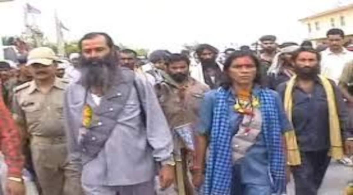 कभी फूलन के लिए खाना बनाने वाली दुश्मनों की आंखें निकालने लगी, जंजीर से बांध हंटर मारने वाली सबसे खूंखार लेडी डाकू की कहानी CrimeTak