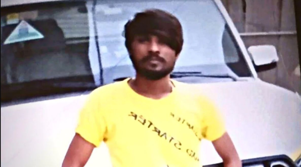 Delhi Double Murder: डबल मर्डर से दहल गई दिल्ली, आरोपियों ने युवक को दौड़ा-दौड़ाकर चाकुओं से गोदकर मार डाला Delhi Double Murder: डबल मर्डर से दहल गई दिल्ली, आरोपियों ने युवक को दौड़ा-दौड़ाकर चाकुओं से गोदकर ...