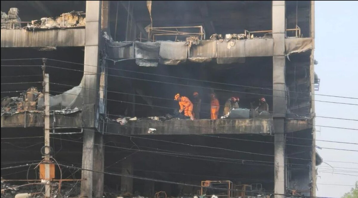 Delhi Mundka fire: बिल्डिंग को नहीं मिली थी NOC, झुलसती जिंदगियों का कौन है जिम्मेदार? CrimeTak