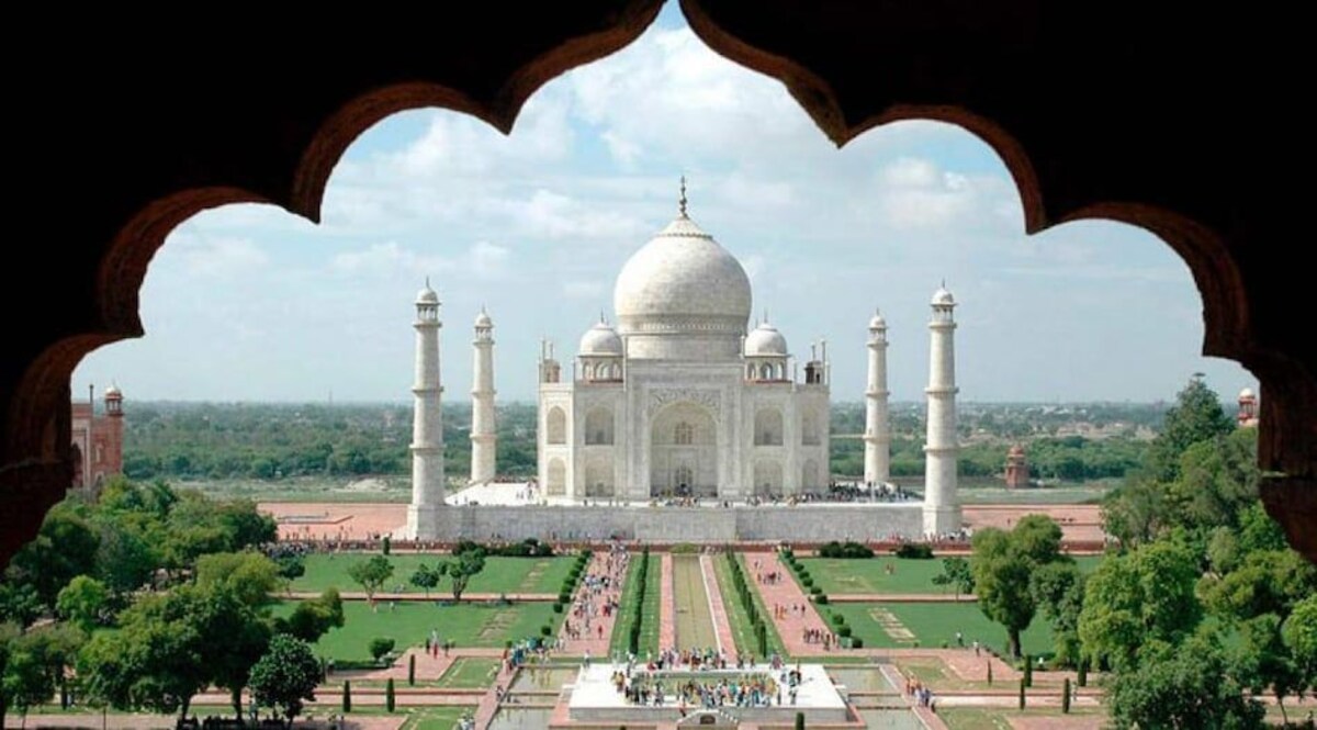 TAJ MAHAL CONTROVERSY :'आप मानते हैं कि ताजमहल को शाहजहां ने नहीं बनाया है? क्या हम यहां कोई फैसला सुनाने आए हैं?' CrimeTak