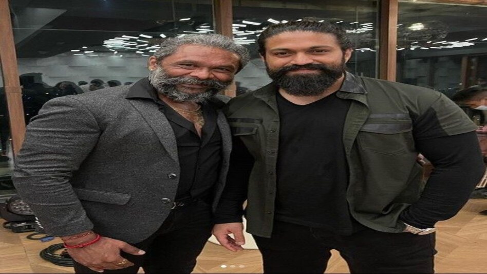 Actor BS Avinash News: KGF एक्टर अविनाश की कार का बड़ा एक्सीडेंट, बाल-बाल बचे Actor BS Avinash News: KGF एक्टर अविनाश की कार का बड़ा एक्सीडेंट, बाल-बाल बचे