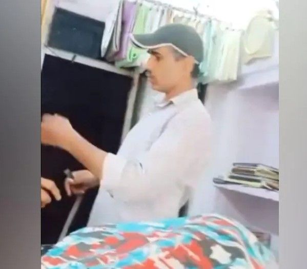 Udaipur Murder : नूपुर शर्मा के पक्ष में पोस्ट पर 10 दिन से धमकी, 6 दिन बाद खोली दुकान और हुआ मर्डर Udaipur Murder : नूपुर शर्मा के पक्ष में पोस्ट पर 10 दिन से धमकी, 6 दिन बाद खोली दुकान और हुआ मर्डर