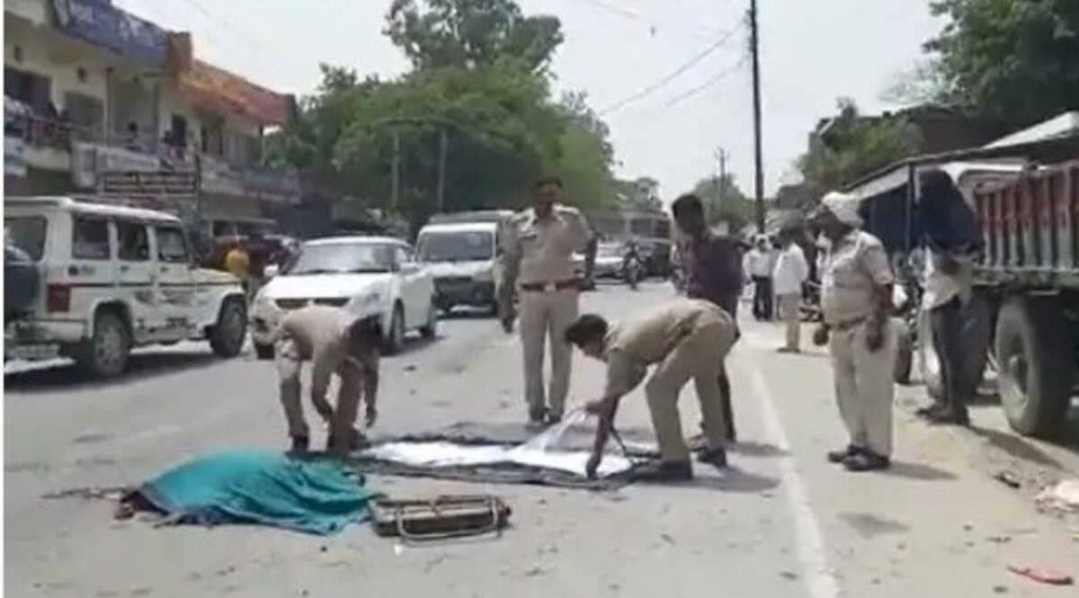Azamgarh News : आजमगढ़ में शादी की सालगिरह मना रहे लोगों को गाड़ी ने रौंदा, 3 की मौत CrimeTak