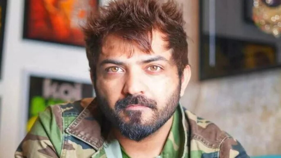 Sidhu Moosewala:अब लॉरेंस बिश्नोई गैंग ने दी BIG BOSS FAME मनु पंजाबी को धमकी, 4 घंटे में मांगे 10 लाख, देखें धमकी भरा पोस्टर Sidhu Moosewala:अब लॉरेंस बिश्नोई गैंग ने दी BIG BOSS FAME मनु पंजाबी को धमकी, 4 घंटे में मांगे 10 ...