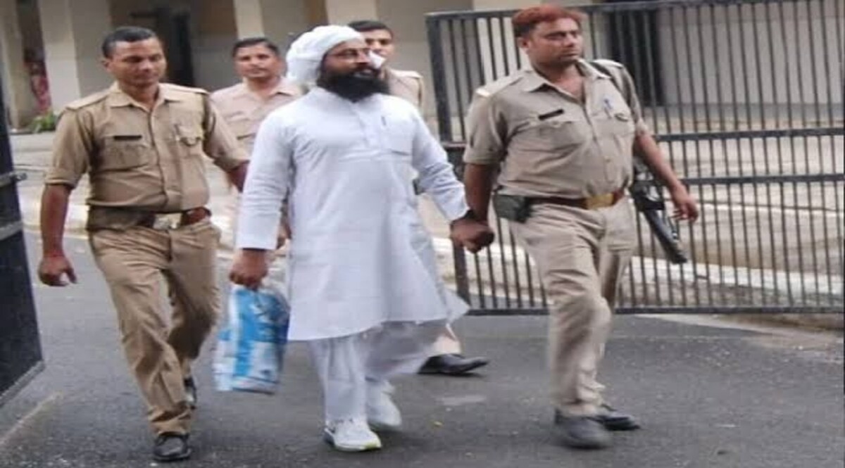 Varanasi Blast: आतंकी वलीउल्लाह को फांसी की सजा, 16 साल बाद आया फैसला CrimeTak