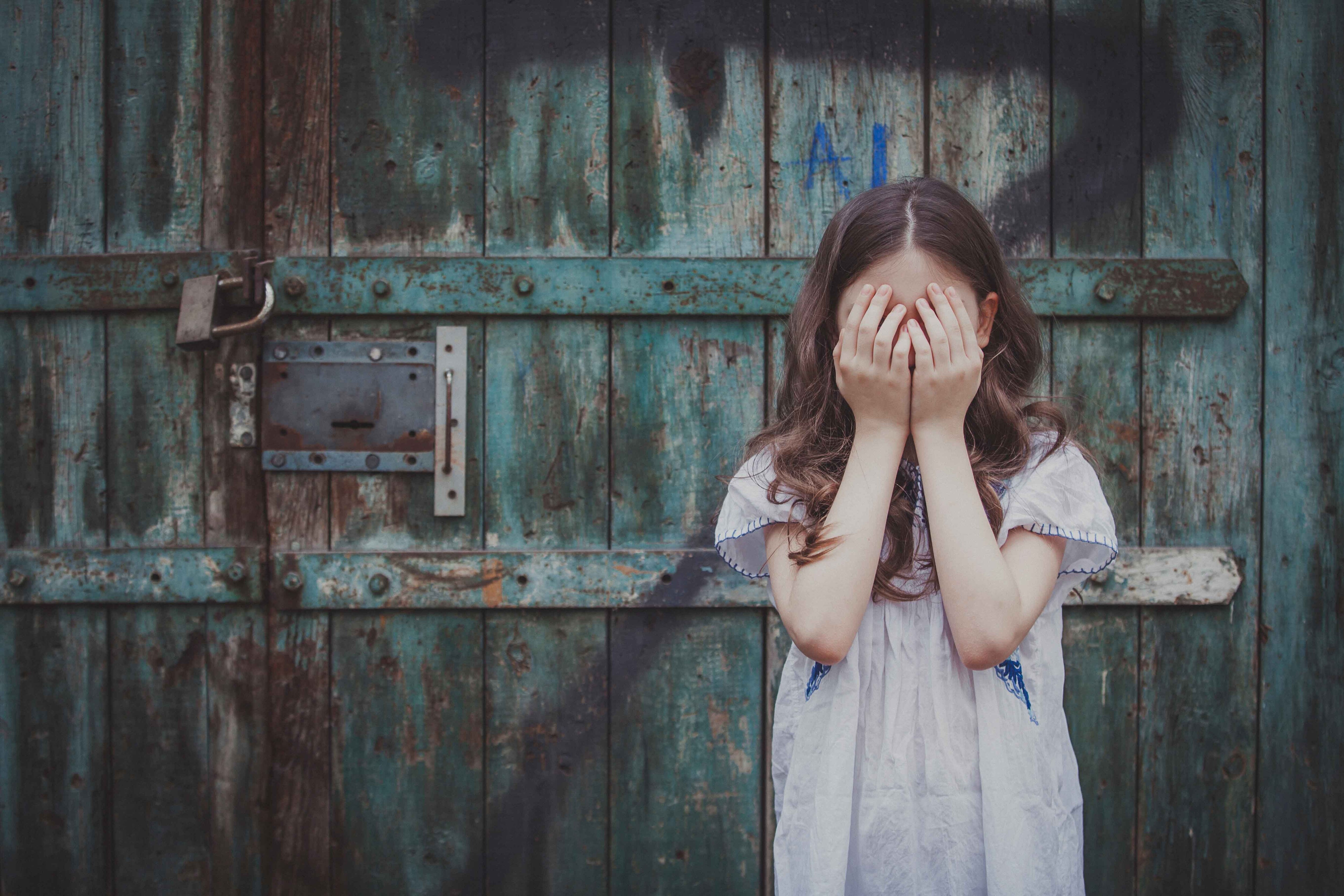 Delhi crime news : दिल्ली में बाल तस्करी के गिरोह का भंडाफोड़, 8 गिरफ्तार CrimeTak