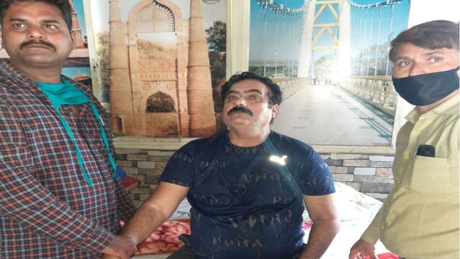 गैंगवार में मारा गया खतरनाक गैंगस्टर मुख्तार मलिक, मुख्यमंत्री को भी धमकाया था गैंगवार में मारा गया खतरनाक गैंगस्टर मुख्तार मलिक, मुख्यमंत्री को भी धमकाया था