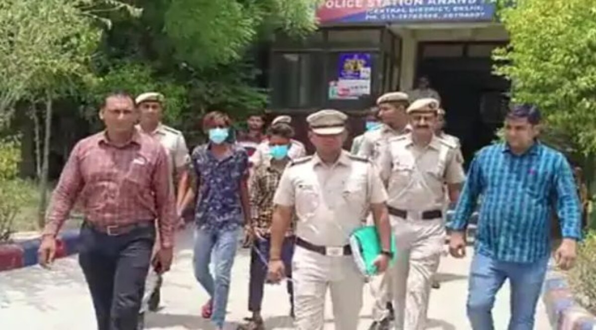 DELHI MURDER: एक नाबालिग की जान की क़ीमत सिर्फ 10 रुपये, इसलिए मार दिया चाकू CrimeTak