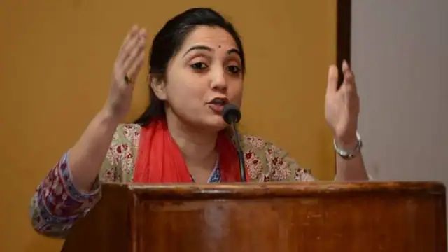 Why Nupur Sharma is not arrested ?: नूपुर शर्मा को दिल्ली पुलिस क्यों नहीं कर पा रही है गिरफ्तार! Why Nupur Sharma is not arrested ?: नूपुर शर्मा को दिल्ली पुलिस क्यों नहीं कर पा रही है गिरफ्तार!