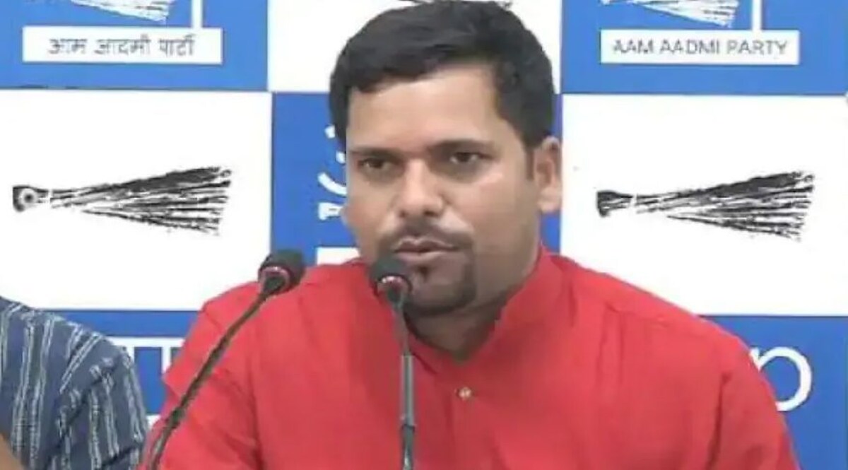 AAP MLA को नीरज बवानिया गैंग की धमकी के 35 ऑडियो मिले, '10 लाख दो नहीं तो ठोक देंगे' CrimeTak