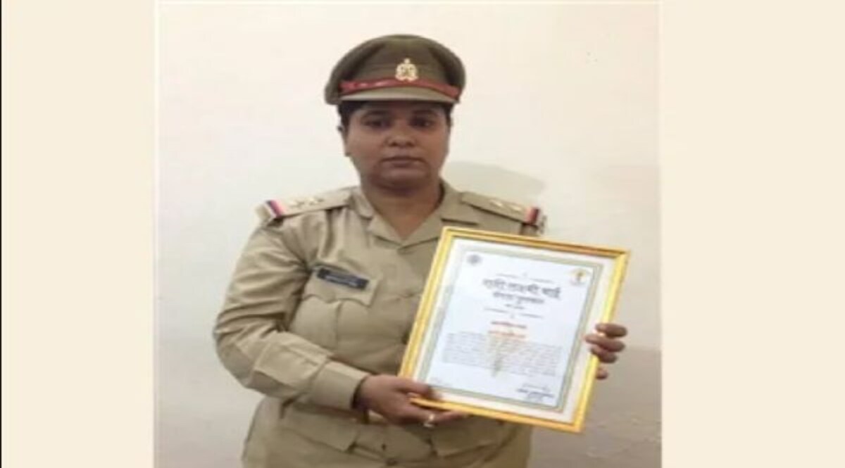 UP Crime News: हनी ट्रैप में फंसे लड़कों से महिला इंस्पेक्टर ने मांगे 20 लाख रुपए, पुलिस ने इस तरह रंगेहाथ पकड़ा CrimeTak