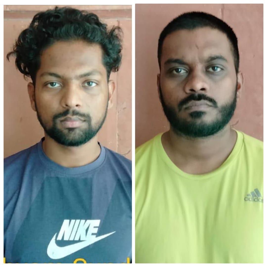 Delhi Crime News : बीमा पॉलिसी के नाम पर 12 करोड़ की ठगी, 500 लोगो को बनाया शिकार Delhi Crime News : बीमा पॉलिसी के नाम पर 12 करोड़ की ठगी, 500 लोगो को बनाया शिकार